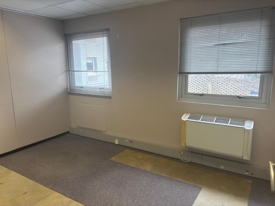 To Let Commercial Property for Rent in Rosendal Western Cape